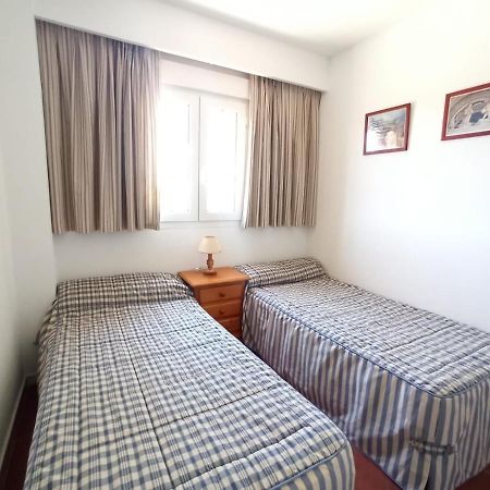 Apartamento 1ª Planta Vistas Frontales Al Mar Ісла-Канела Екстер'єр фото
